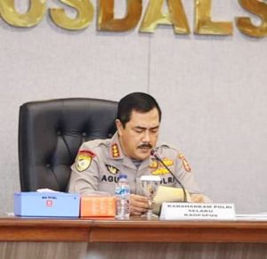 New Normal Komjen Pol Drs Agus Andrianto Mabes Polri Siapkan 40.194 Bhabinkamtibmas Guna Sosialisasi Protokol Masyarakat Produktif dan Aman COVID