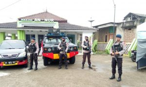 Kabid Humas Polda Jabar : H+3 Hari Raya Idul Fitri 1441 H, Gegana Polda Jabar Terus Tingkatkan Pengamanan Penyekatan Posko PSBB