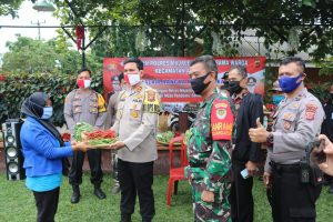 Kabid Humas Polda Jabar : Wujudkan Ketahanan Pangan Menuju New Normal, Polres Majalengka Gelar Kemitraan Bersama Masyarakat Argapura