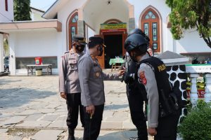 Kapolres Majalengka Cek Pengamanan Disejumlah Gereja, Pastikan Perayaan Hari Wafat Isa Al-Masih Berjalan Aman