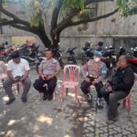 Wujud Rasa Empati, Kapolsek Rajagaluh Takziah Kepada Warga Yang Meninggal Dunia