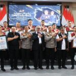 Breaking News : Kapolda dan Direskrimsus Polda Bali Mendapat Penghargaan dari Komnas Perlindungan Anak
