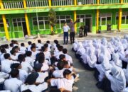 Polsek Banjarwangi Polres Garut Himbau Pelajar Tidak Melakukan Kenakalan Remaja