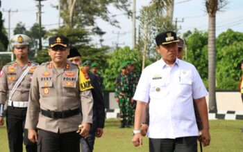 Siap Amankan Natal dan Tahun Baru, Polres Lampung Barat Laksanakan Apel Gelar Pasukan Operasi Lilin Krakatau 2023