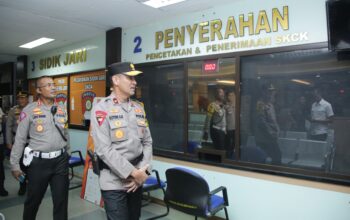 Pasca Direnovasi Wakapolda Metro Jaya Lakukan Pengecekan Ruang SPKT Polda Metro Jaya