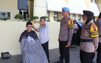 Jelang Pengamanan Pungut Suara, Propam Polres Sukoharjo Cek Kerapian Anggota