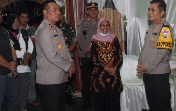 Kunjungi Anggota Pam TPS, Kapolres Nganjuk Pastikan Semua Siap