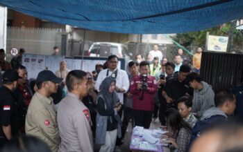 Kapolda Jabar Bersama PJ. Gubernur Jabar Dan Pangdam III/Siliwangi Monitoring Pemungutan Suara Pemilu 2024 di TPS Tambahan Rutan Kebonwaru Kota Bandung