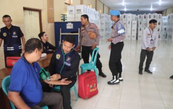 Kapolres Nganjuk Turunkan Tim Kesehatan Untuk Anggota Pam, PPS dan PPK pada Pemilu 2024