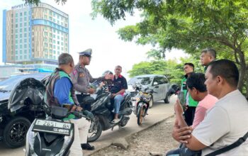 Kabid Humas Polda Jabar : Polisi Serukan Keselamatan Berkendara Kepada Driver Ojol