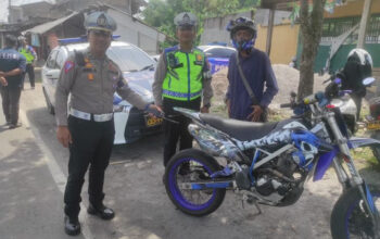 Minimalisir Polusi Suara Sat Lantas Polres Garut Tindak Knalpot Tidak Sesuai Spesifikasi Teknis