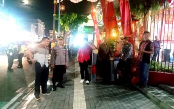 Peringatan “Cap Go Meh” Tahun Baru Imlek 1575 Kongzili Berjalan Lancar Berkat Pengamanan Kapolsek Sidomukti Polres Salatiga Beserta Anggota