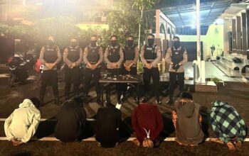 Patroli Raimas Polres Pelabuhan TanjungPerak Berhasil Gagalkan Tawuran Dua Kelompok Genk