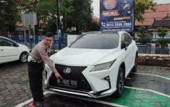 Polres Purworejo Menyita Mobil Mewah, Pengemudi Tidak Memiliki SIM A, Pajak Mati 5 Tahunan