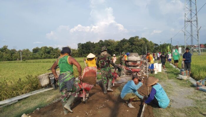 TMMD Kodim Grobogan Tancap Gas Kerjakan Pengecoran Jalan