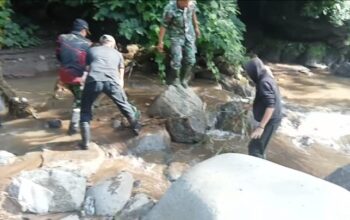 Sub 2 Sektor 2 Citarum Harum Rutin Laksanakan Pembersihan Sungai