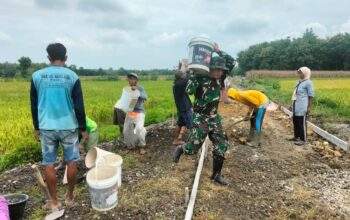 Pengerjaan Rabat Beton, Bukti Nyata Program KBM di Desa Ngrandu