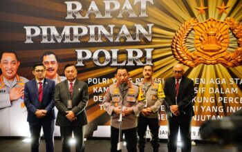 Kapolri Tekankan Persatuan-Kesatuan Modal Utama Wujudkan Indonesia Emas 2045 di Rapim Polri