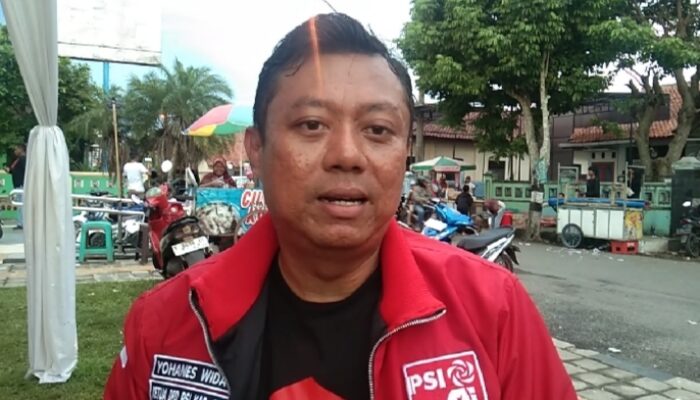 Aksi Solidaritas Rakyat Bersatu Rakyat Menang, Caleg DPR RI Partai PSI Bagikan Banyak Door Prize