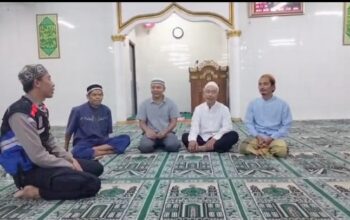 Kegiatan Taraweh Keliling ( Tarling) di Mesjid Nurul Ikhlas Jl. Kartini No.10 Kelurahan Kebon Pisang Kecamatan Sumur Bandung