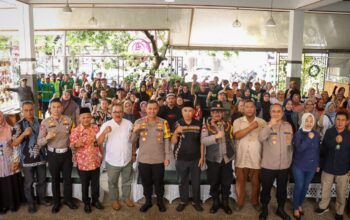 Jum,at Curhat bersama Kapolrestabes Bandung Kombes Pol Budi Sartono S. I, k. M. Si, M. Han