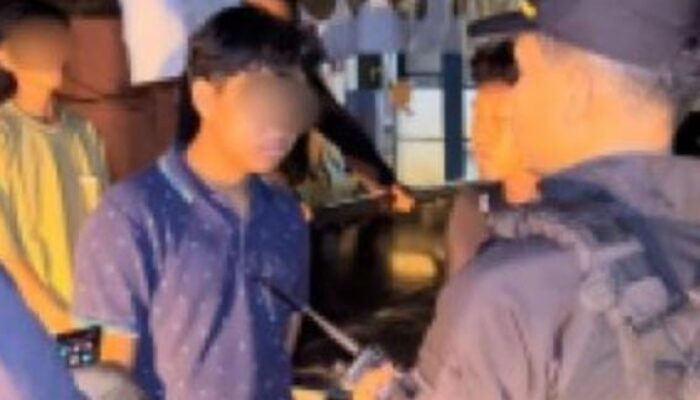 Tegas, Polres Jepara Bubarkan Belasan Remaja Gelar SOTR Hingga Perang Air di Jalanan