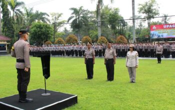Kapolresta Magelang Pimpin Upacara Kenaikan Pangkat Pengabdian dan Reguler