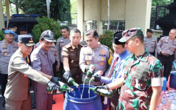 Polres Nganjuk Musnahkan Barang Bukti Hasil Operasi Pekat Semeru 2024