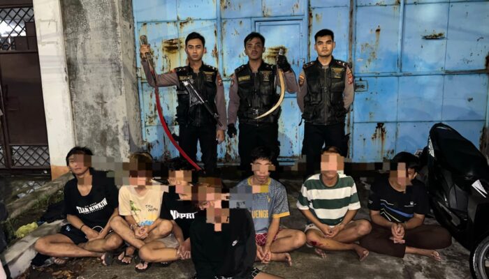 Polrestabes Surabaya Berhasil Amankan 7 Remaja Gangster yang Resahkan WargaS