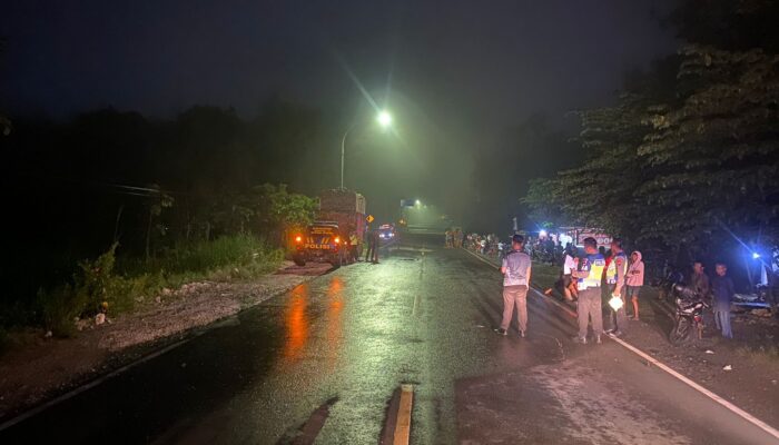 Kecelakaan Dengan Truk, Seorang Pengendara Vario Meninggal Dunia Di Pracimantoro