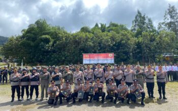 Sejumlah Polisi di Pegunungan Bintang Diganjar Pin Emas Kapolri hingga KPLB