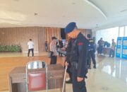 Sat Brimob Polda Jabar Sterilisasi Gereja Pada Peringatan Kenaikan Isa Al-Masih 
