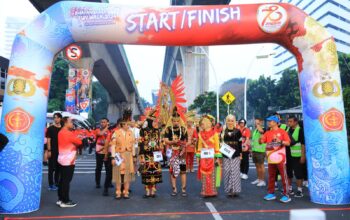 Kapolri Buka Bhayangkara Fun Walk 2024 : Bersama Bergerak untuk Persatuan