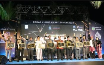 Peduli Kaum Rentan, Kapolres Jepara Terima Penghargaan Radar Kudus Awards 2024