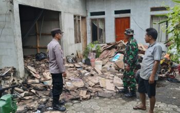 Kebakaran Gudang Kardus di Cikelet Kerugian Diperkirakan Rp 15 Juta