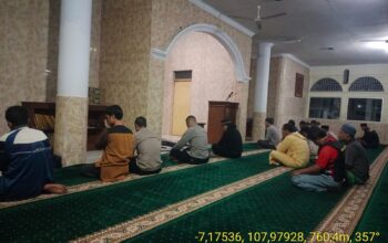 Jaga Situasi Kondusif, Polsek Wanaraja Safari Shubuh