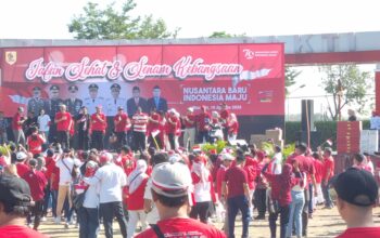 Kapolres Wonogiri Hadir Dan Pimpin Pengamanan Jalan Sehat Kebangsaan