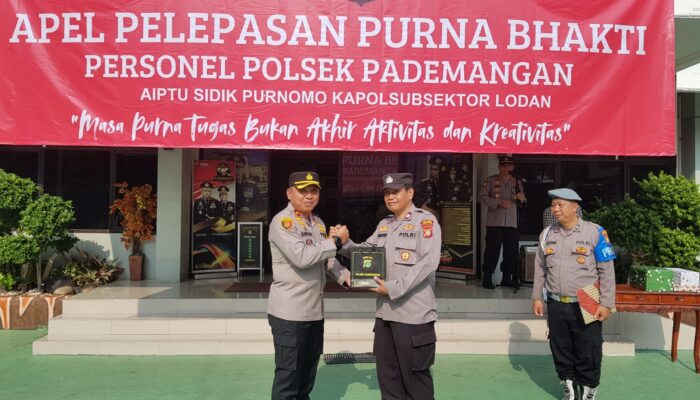 Kapolsek Pademangan Lepas Anggotanya yang Purna Tugas