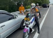 Meminimalisir Terjadinya Penumpukan Kendaraan, Kapolres Majalengka Turun Langsung Gunakan Sepeda Motor