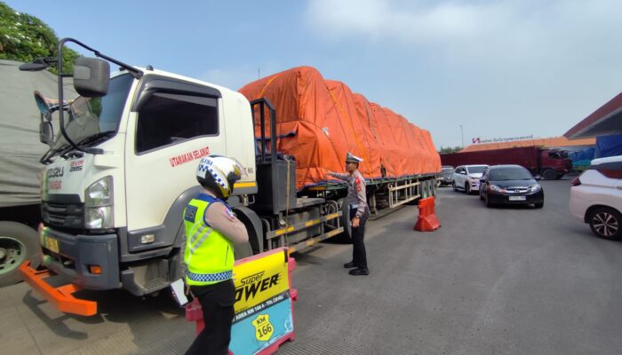 Ranmor Sumbu 3 Masih Banyak Beroperasi di jalan TOL, Kapolda Jabar Tegur Pengawasan Kurang Ketat dan Belum Terkoordinir antar Daerah