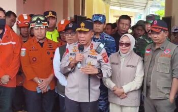 Kapolda Jabar Ucapkan Bela Sungkawa atas Gugurnya Dua Anggota saat Jalankan Tugas Kemanusiaan dalam Penanggulangan Bencana di Desa Pasirlangu KBB