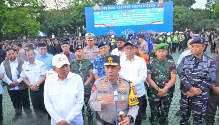 Apel Gelar Pasukan Operasi Ketupat 2026, Kapolda Jabar Tekankan Sinergi Amankan Mudik Lebaran