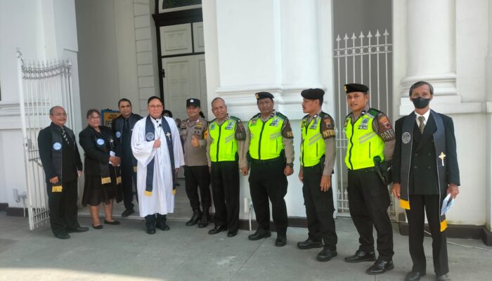 Polrestabes Semarang Perkuat Pengamanan Rangkaian Paskah, Ibadah Kamis Putih dan Jumat Agung Berlangsung Aman dan Khidmat