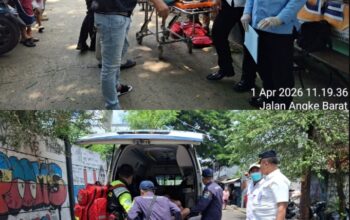 Aksi Cepat Tanggap Dilakukan Fahmi Alkadri, S.H Kasie Ekbang Kelurahan Angke untuk Merujuk Warga yang Sakit