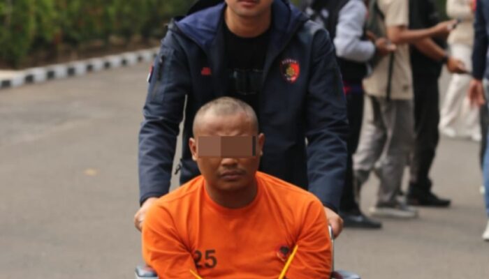 Todongkan Golok ke Leher Korban, Begal di Leuwidaun Diamankan Polisi
