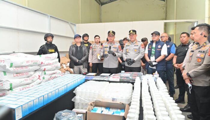 Pabrik Obat Ilegal di Bandung Terbongkar, Lima Orang Ditangkap, Ratusan Ribu Butir Disita